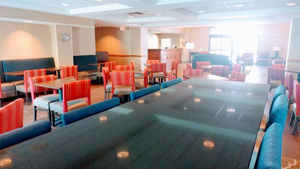 Comfort Inn & Suites