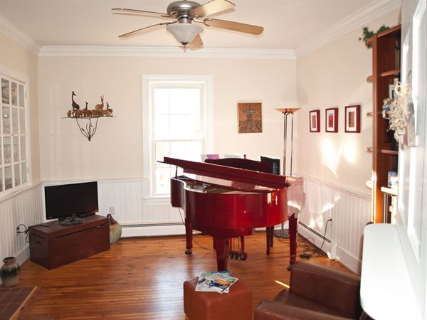 Shenandoah Manor Bed & Breakfast