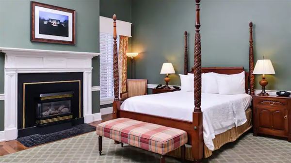 Hampton Inn Lexington Historic District