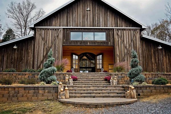 K&M Barn at Lewis Farm