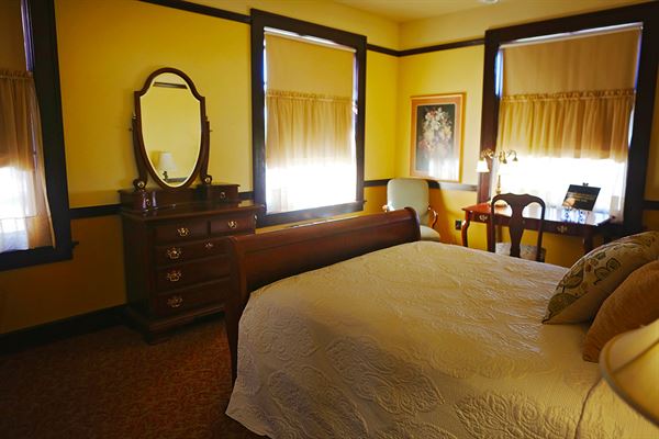 Historic Slaton Harvey House