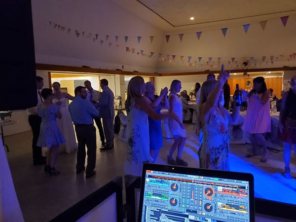 Lance Entertainment DJ Services