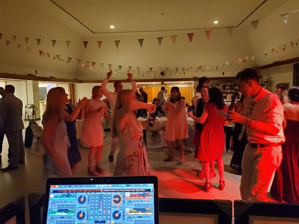 Lance Entertainment DJ Services