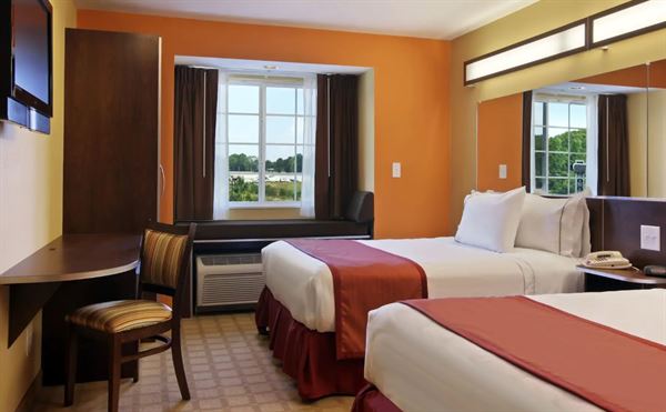 Microtel Inn & Suites