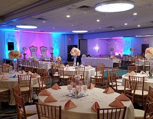 Holiday Inn & Suites - Coralville