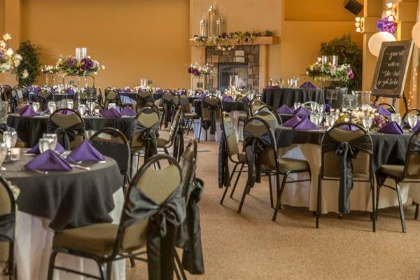 Shining Mountain Golf Course