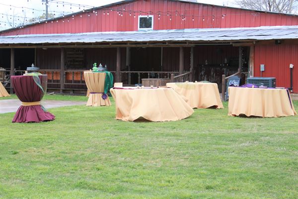 Rustic Acres/Nicoles Cakes & Catering