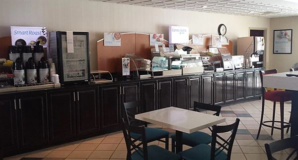 Holiday Inn Express & Suites Morehead City