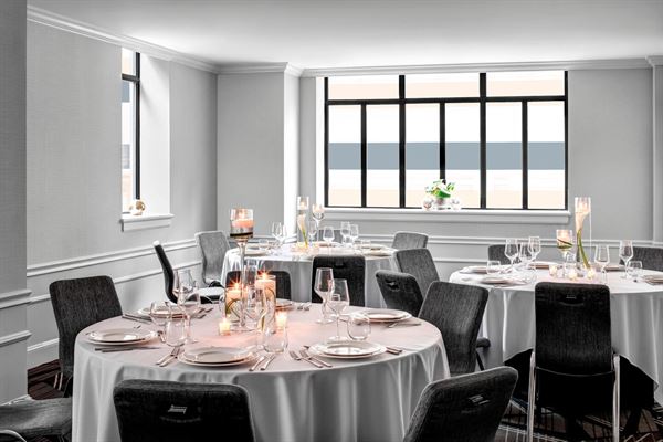 Le Meridien Indianapolis