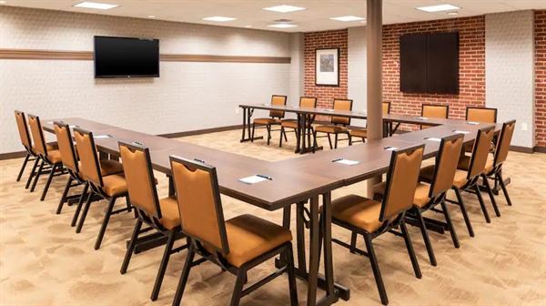 Homewood Suites by Hilton Indianapolis-Downtown