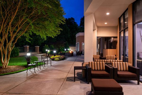 Courtyard High Point