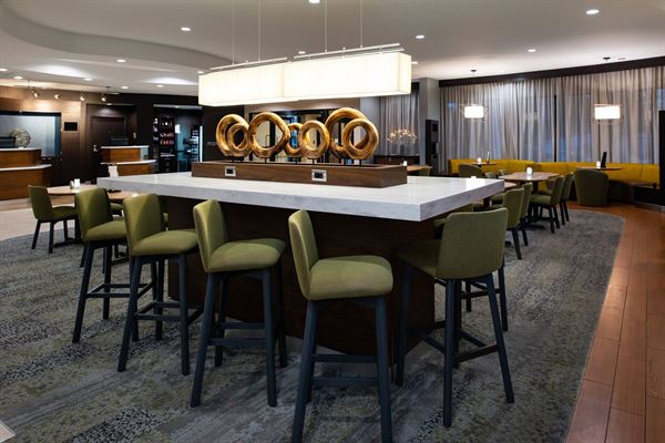 Courtyard High Point