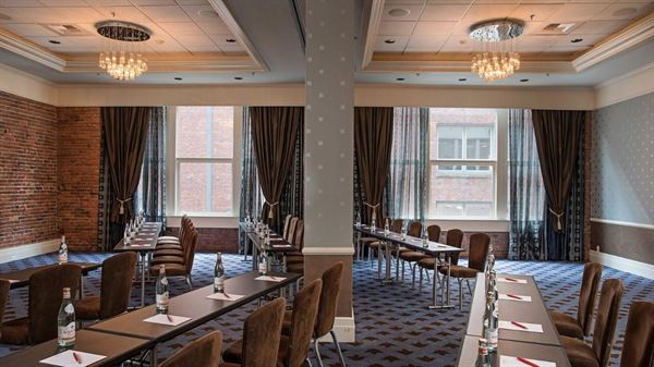 The Alexis Royal Sonesta Hotel