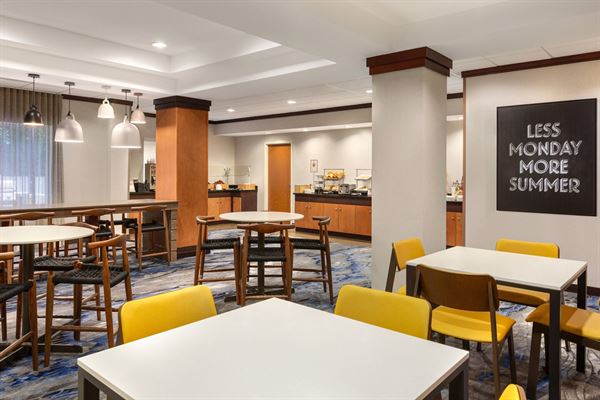 Fairfield Inn & Suites Jacksonville West/Chaffee Point