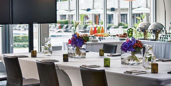 The Surfcomber Miami, South Beach - a Kimpton Hotel