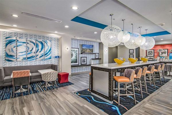 Hampton Inn and Suites NASA Johnson Space Center