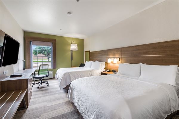 Holiday Inn Express and Suites Columbus