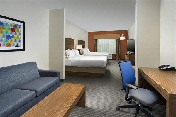Holiday Inn Express and Suites Bay City