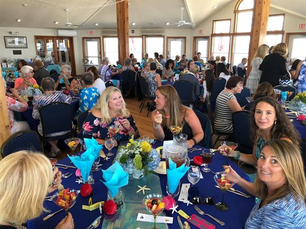 Surf City Yacht Club