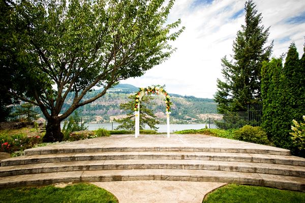 Columbia Gorge Hotel and Spa