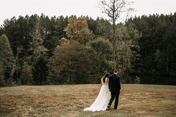 Pine Knoll Farms and Event Center