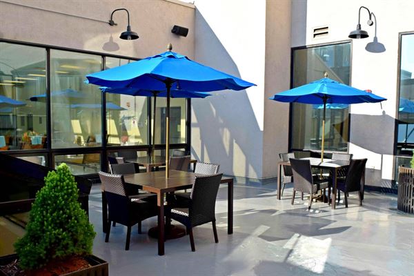 Courtyard Columbus Downtown