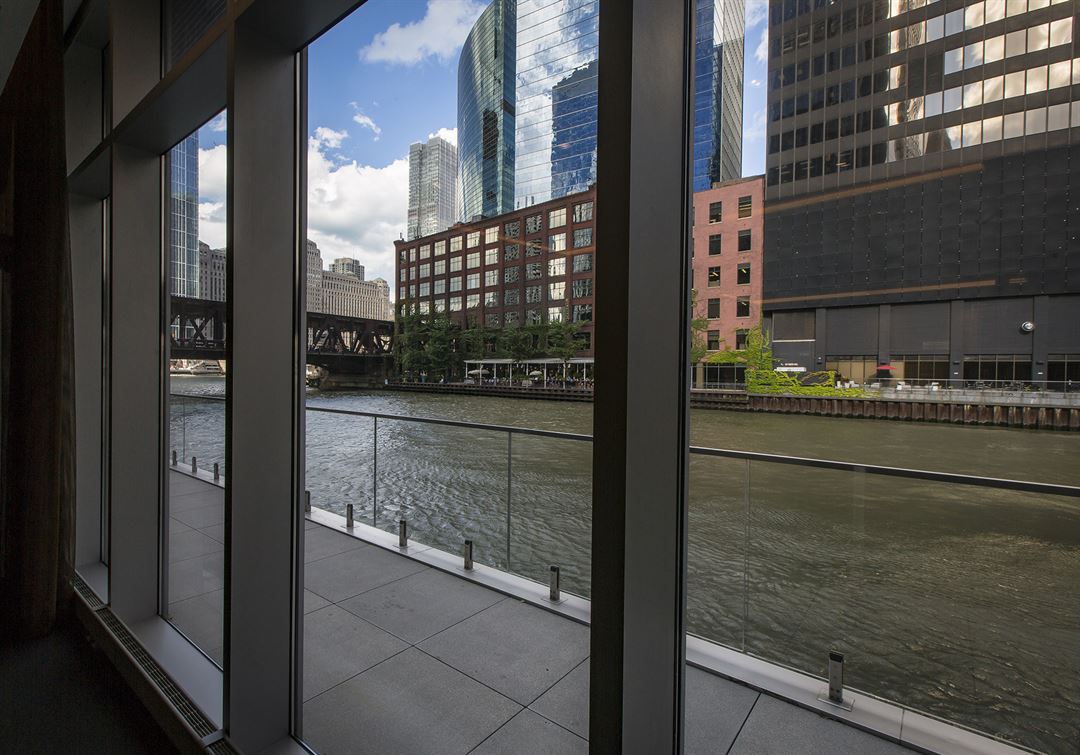 150 North Riverside Plaza - Chicago, IL - Party Venue