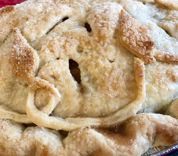 Queen Victoria Bakes