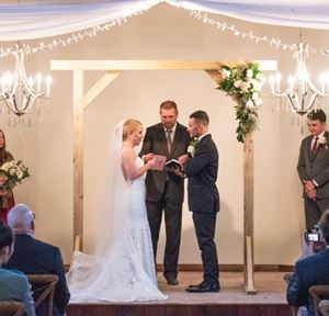 Elegant In-Door Ceremony Spot