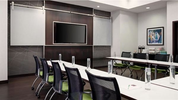 Hyatt Place Arlington Courthouse