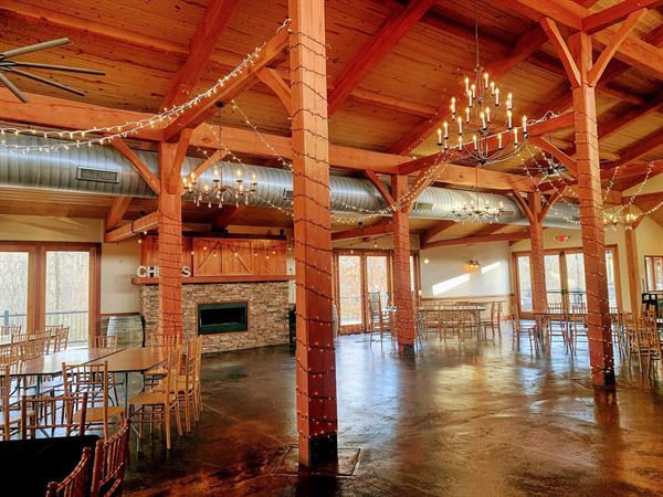 Ashton Creek Vineyard & Event Center