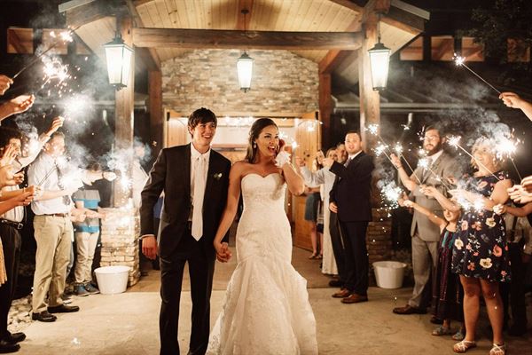 Ashton Creek Vineyard & Event Center