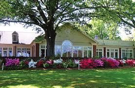 Willow Oaks Country Club