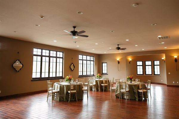 Beacon Hill Winery & Vineyard