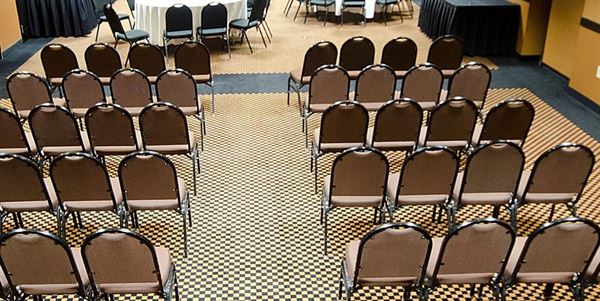 The Holiday Inn Hotel & Suites St. Paul NE - Lake Elmo