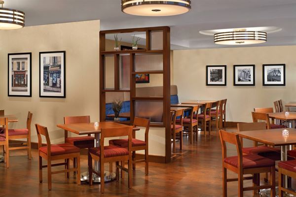 Four Points by Sheraton Hotel & Conference Centre Gatineau-Ottawa