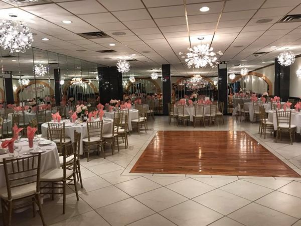 Scavello's on the Island