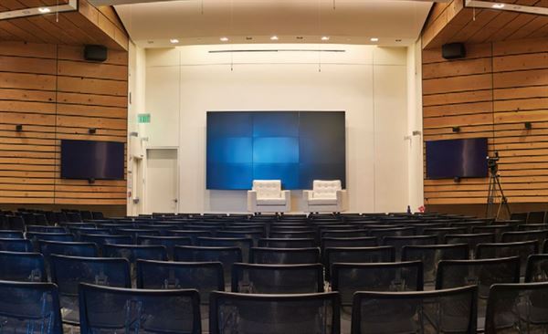 The Commonwealth Club of California