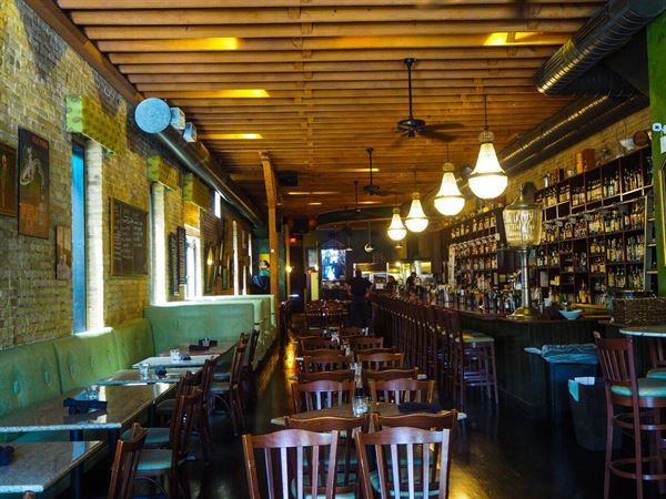 Peche Restaurant And Cocktail Lounge