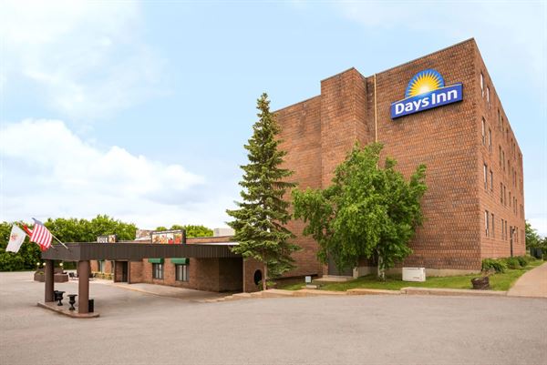 Days Inn & Conference Centre Renfrew