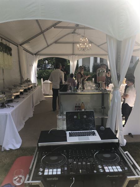 Absolute Entertainment