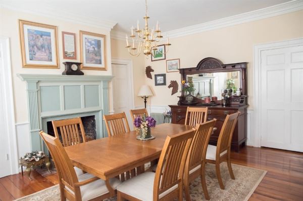 Poplar Hill Wedding and Events Venue