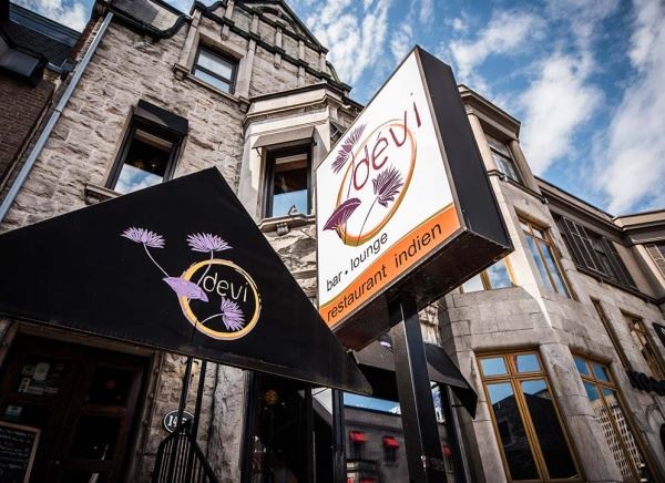 Chez Dévi's Private Floor