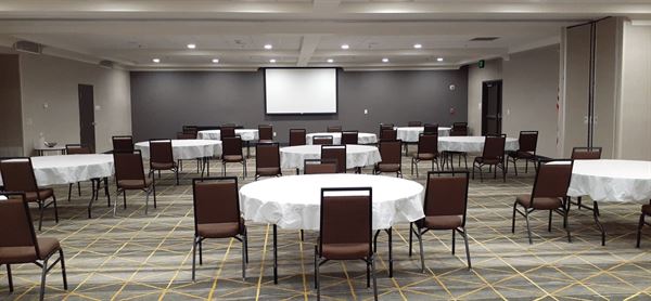 Holiday Inn Hotel & Suites Atlanta Airport-North