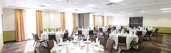 Holiday Inn Hotel & Suites Atlanta Airport-North