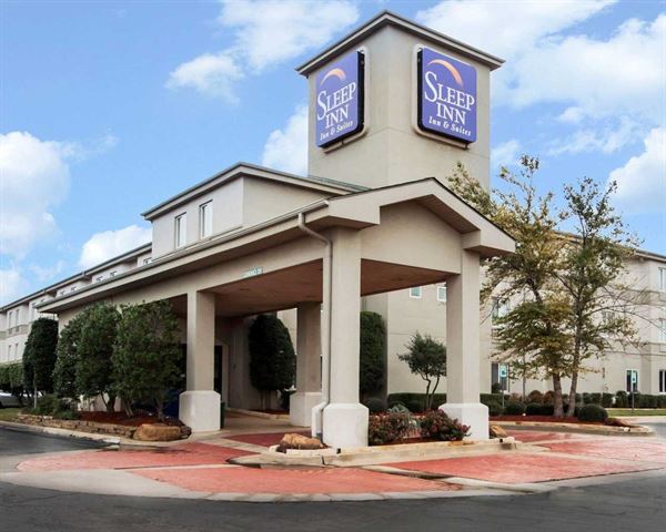 Sleep Inn & Suites South Edmond