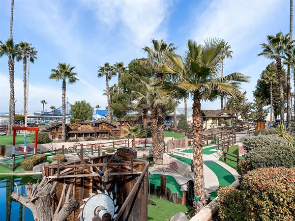 Blackbeard's Family Entertainment Center