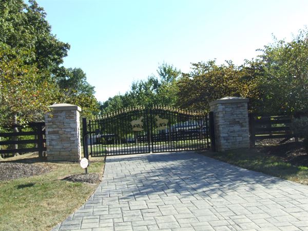 Blue Grass Country Estate