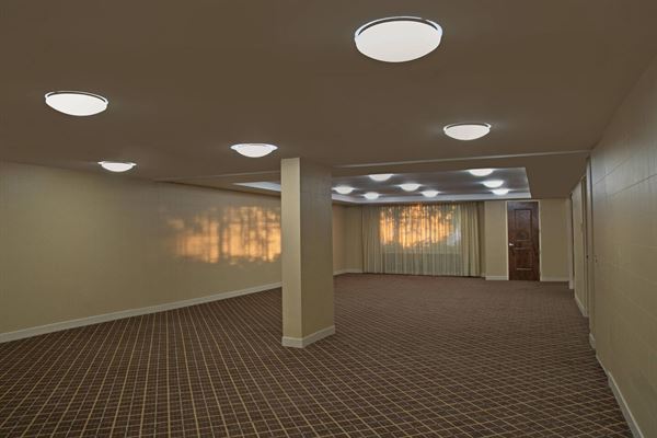 Sheraton Louisville Riverside Hotel