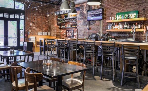 Max's Coal Oven Pizzeria